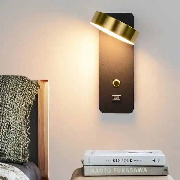 Bedroom wall lighting